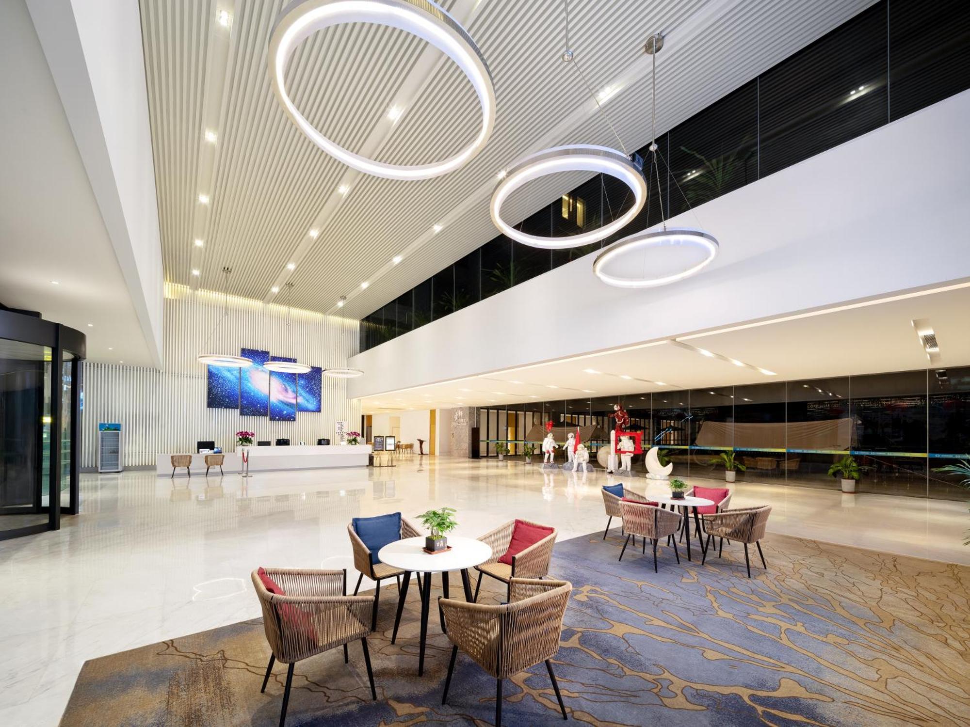 Sanya Phoenix Airport Hotel Esterno foto