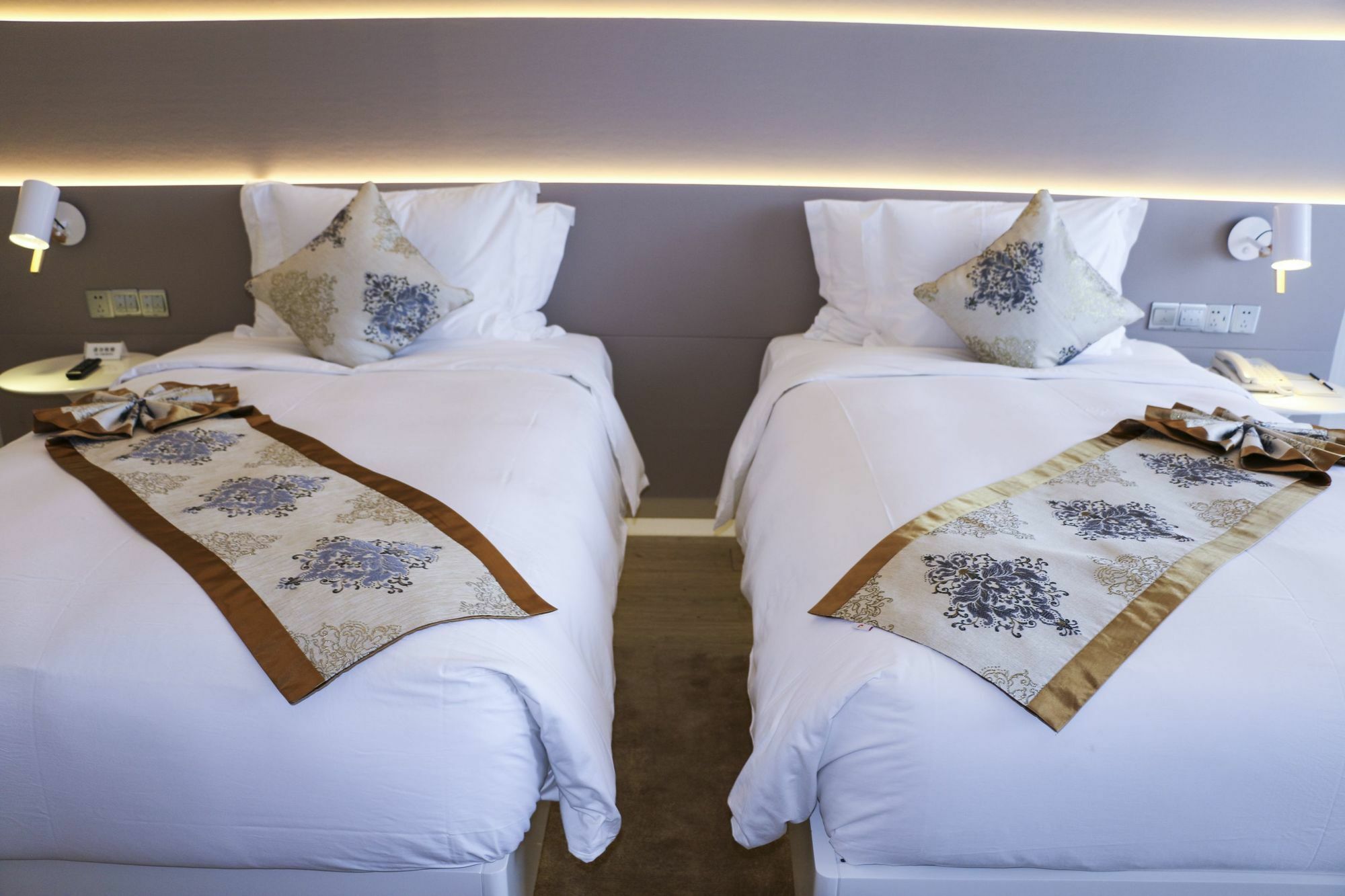 Sanya Phoenix Airport Hotel Esterno foto